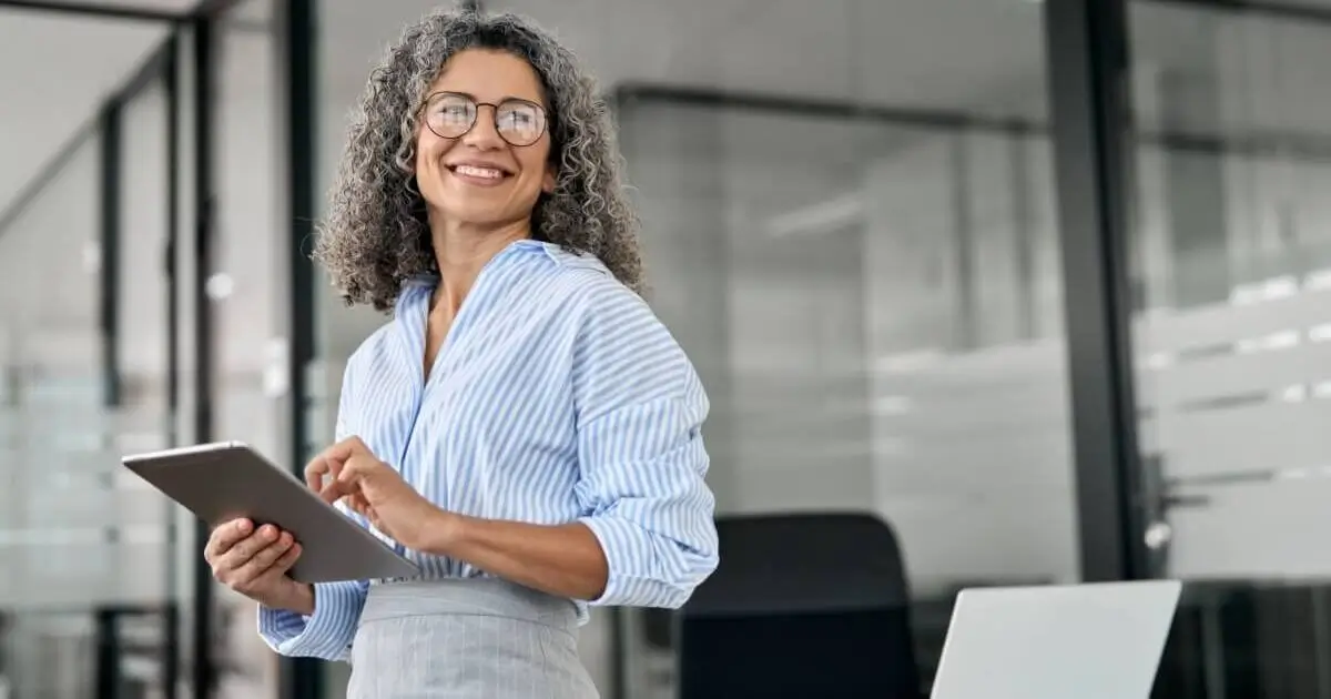 are Glassdoor listings manual or automatic