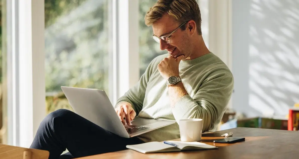 do bad Glassdoor reviews hurt stock prices