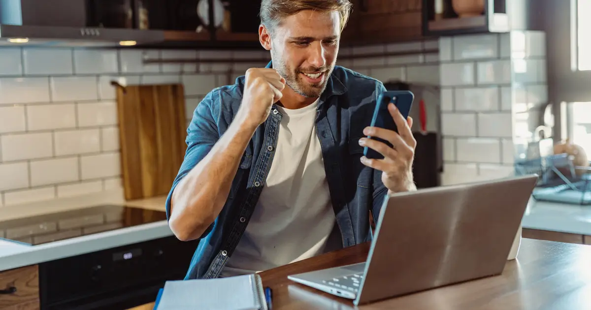 how to review jobs on Indeed