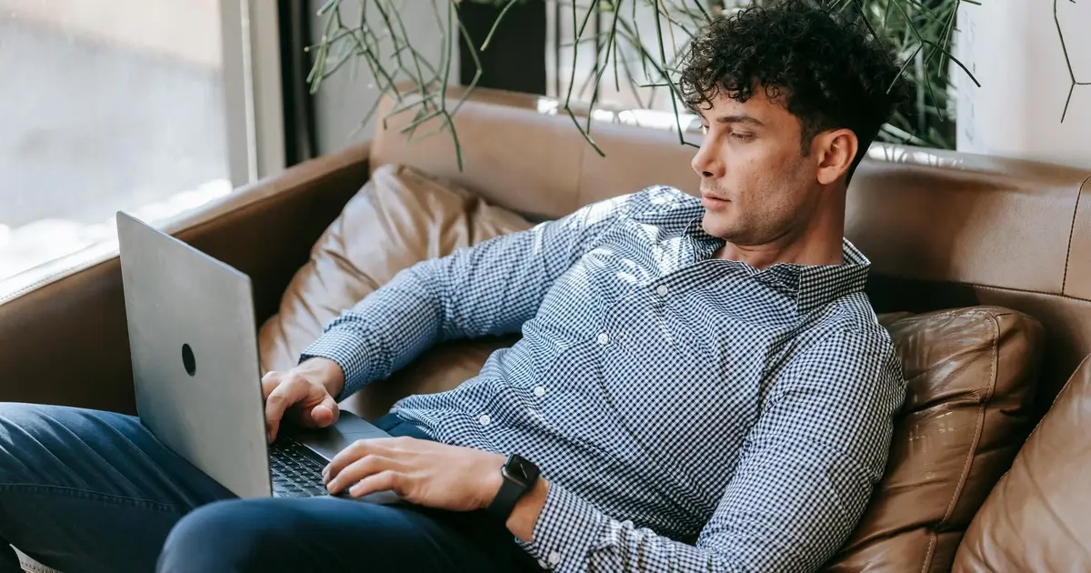 how many jobs are available in transportation worldwide