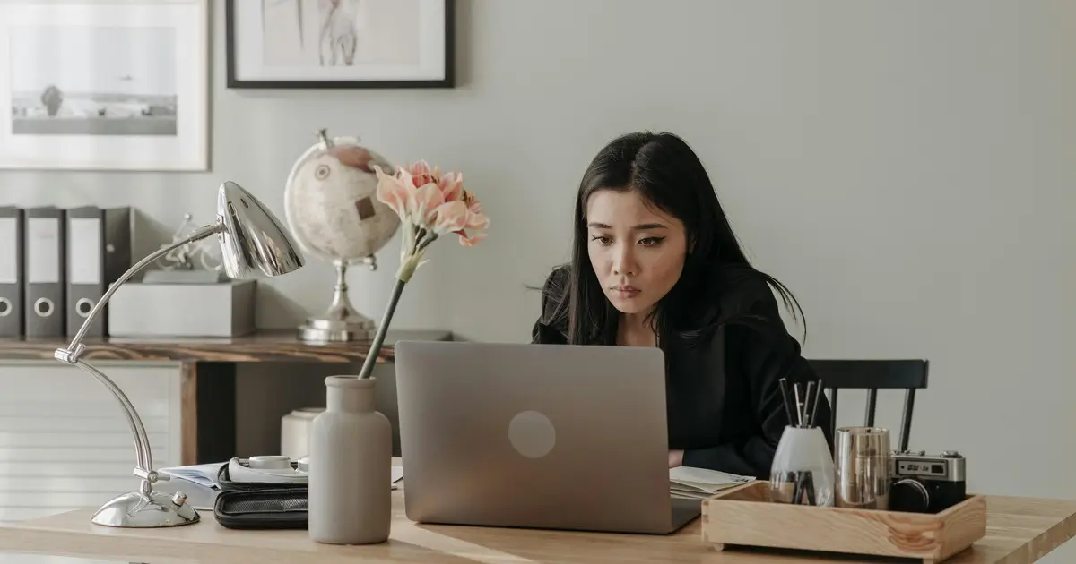 how much does a TSA job pay