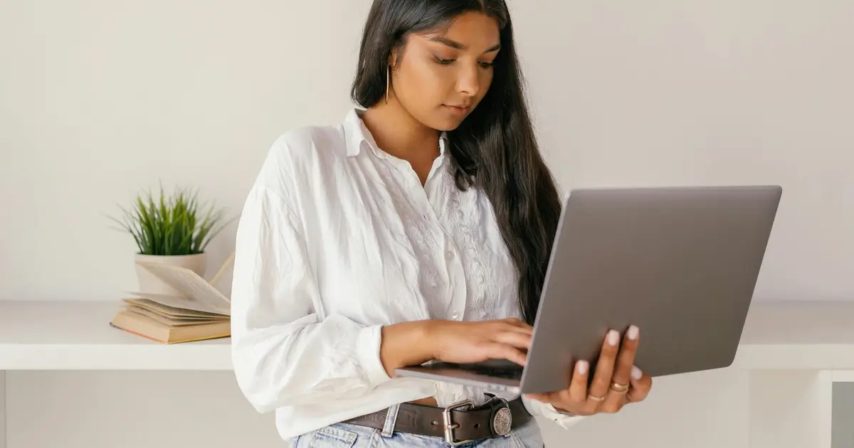 Is Solar Sales a Good Job? is solar sales a good job