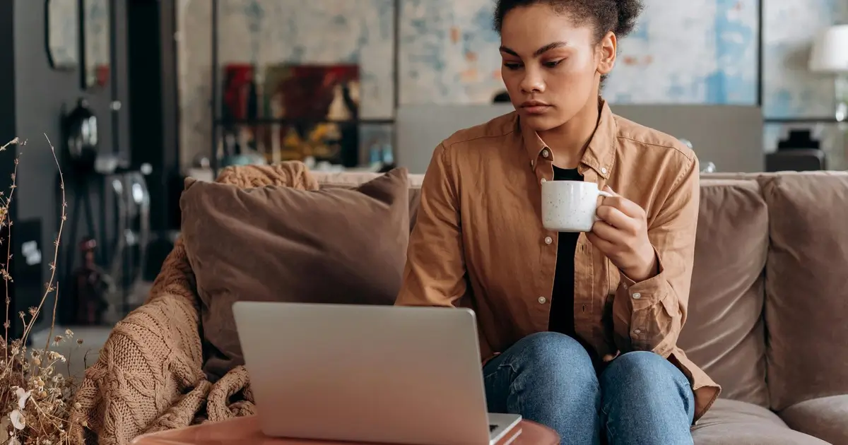 When to Update LinkedIn with New Job when to update LinkedIn with new job