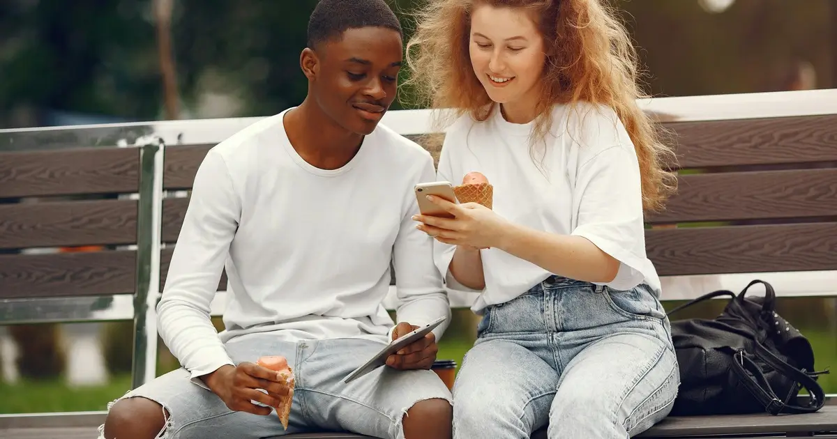 who can help me find a job