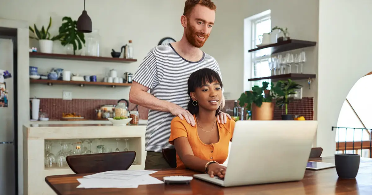 how to get a job at Starbucks